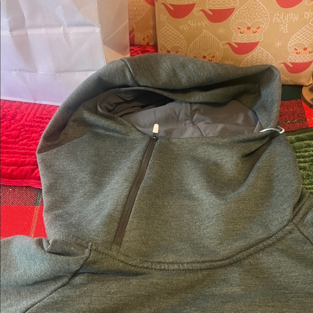 On Running Forest Green Pullover - image 8